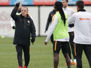 Fatih Terim İlk Antrenmanına Çıktı
