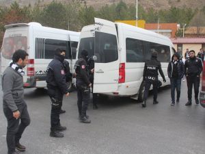 Beşiktaş Taraftarı Didik Didik Arandı