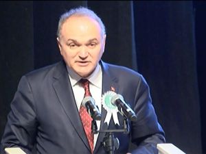 "Bilimi Türkiye’de Üretirsek Bilim Dilini De Türkçeleştiririz"