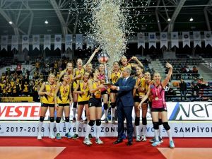 Kupa Voley’de Şampiyon Vakıfbank