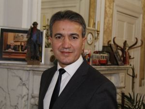 Belçika’da Memurluktan Başkanlığa Bir Türk