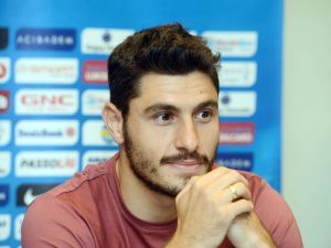 Özer Hurmacı’dan Profesyonel Futbolculara Çağrı