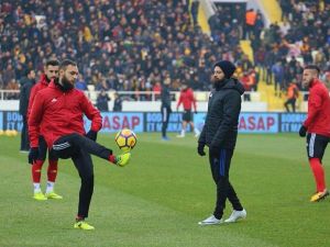 6 İsim Yolcu