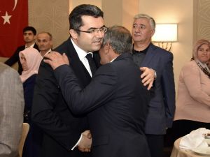 Vali Memiş Şehit Aileleriyle Yemekte Buluştu