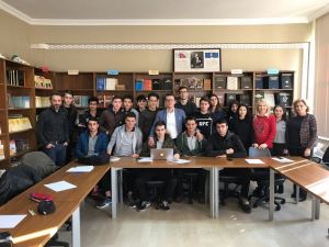 Mesleki Ve Teknik Anadolu Lisesi’nde Gazetecilik Ve İnternet Medyası Söyleşisi