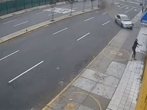 Üzerine Gelen Otomobilden Kaçamadı...