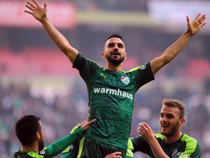 Trabzonspor, Aziz Behich İçin Nabız Yokluyor