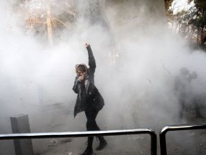 İran’dan İlk Açıklama: 2 Eylemciyi Ajanlar Öldürdü