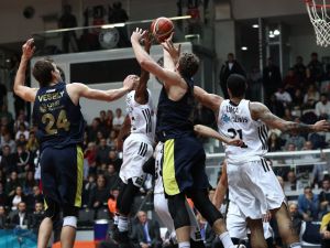 Potada Yılın Son Derbisi Fenerbahçe Doğuş’un