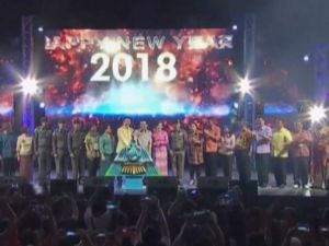 Tayland Yeni Yılı Coşkuyla Kutladı