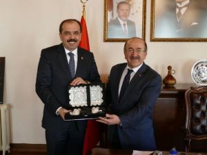 Başkan Gümrükçüoğlu, Tbmm Çevre Komisyonu Başkanı Balta’yı Ağırladı