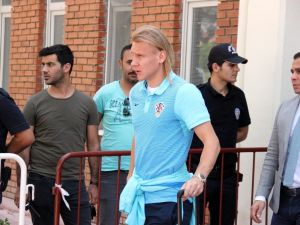 Vida İmzayı Atıyor