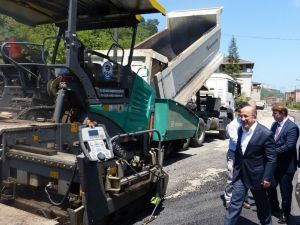 Trabzon’da 2017 Yılında Yollara 298 Bin Ton Asfalt Serildi
