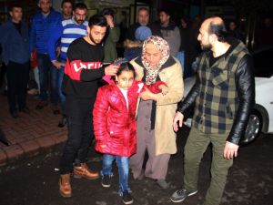 Yaralı Kızını Hastane Yerine Eve Götürmek İstedi