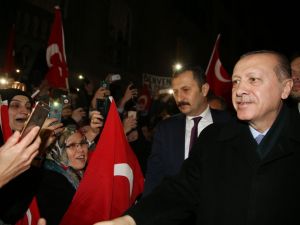 Cumhurbaşkanı Erdoğan’a Fransa’da Sevgi Seli