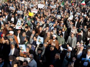 İran Parlamentosu Protestoları Görüşecek