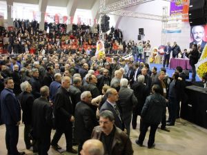 Chp Kongresi Yine Karıştı
