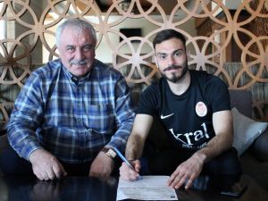 Zahit Fındık Yeniden Gümüşhanespor’da