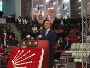Chp Genel Başkan Yardımcısından "Kavga" Açıklaması