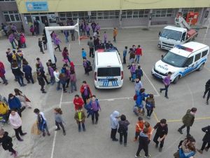 Okulda Yangın Paniği