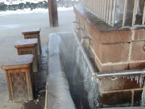 Erzurum Dondu: Eksi 25 Derece