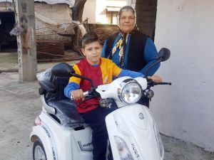 Küçük Mert Ali’ye Çifte Mutluluk