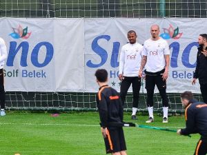 Galatasaray Çalışmalarına Devam Ediyor
