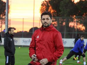 "Hamit Altıntop, E.y. Malatyaspor’da Oynamaya Sıcak Bakıyor"