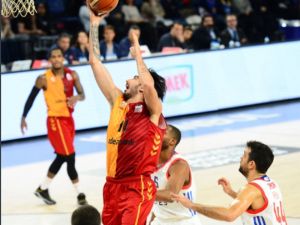 Ataman’lı Efes Aslan’ı Devirdi
