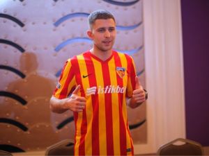 Kravets Resmen Kayserispor’da