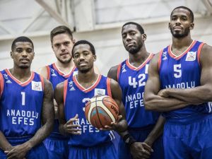 Anadolu Efes Zorlu Deplasmanda