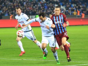 İlk Yarıda Tek Gol Var