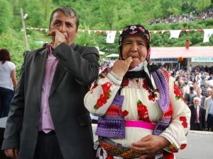 Kuşdili Öksüz Kaldı