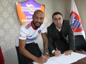 Karabükspor, Leandrinho İle 1.5 Yıllık Sözleşme İmzaladı