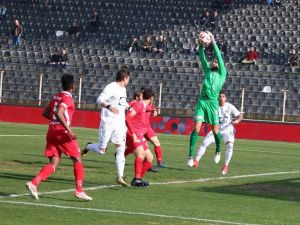 Akhisar Çeyrek Finalde