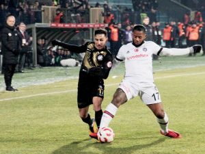 Kartal Yenilgiye Rağmen Turladı