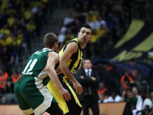 Fenerbahçe Doğuş Seriye Bağladı
