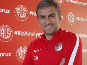 "Hedefimiz Ligi İlk 10 İçinde Bitirmek"