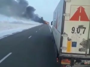 Kazakistan’da Otobüs Yandı: 52 Ölü