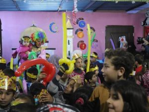 Suriye’de 83 Bin 416 Öğrenci Karnelerini Aldı