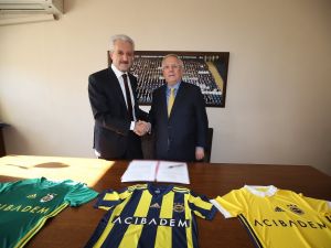 Acıbadem, Fenerbahçe’nin Yeni Göğüs Sponsoru Oldu