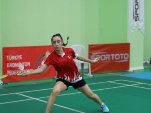 Polonya’dan Madalyayla Döndü