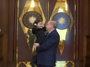 Erdoğan O Minik Hayranıyla Bir Araya Geldi