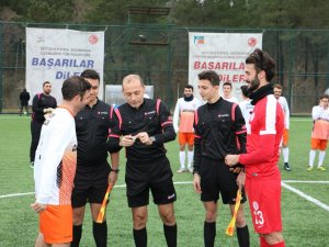 Cüneyt Çakır, Çekmeköy Derbisini Yönetti