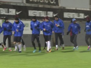 Trabzonspor Yağmur Altında Çalıştı