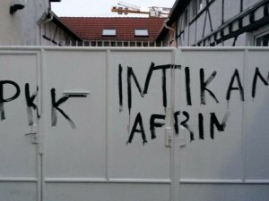 Almanya’daki Eyüp Sultan Camii’ne Alçak Saldırı