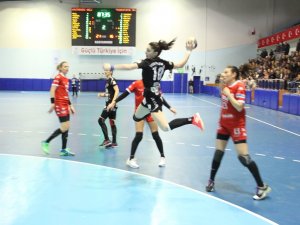 Kastamonu Belediyespor Evinde Kazandı