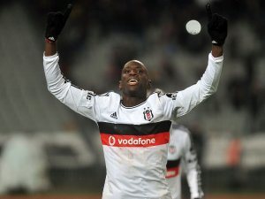 Göztepe’den Demba Ba Bombası