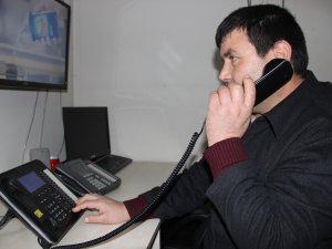 Gözleri Görmese De Sesiyle Hayata Tutunuyor