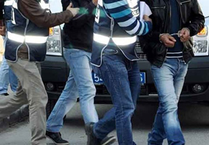 Rize'de Sokak Satıcıları Tutuklandı
